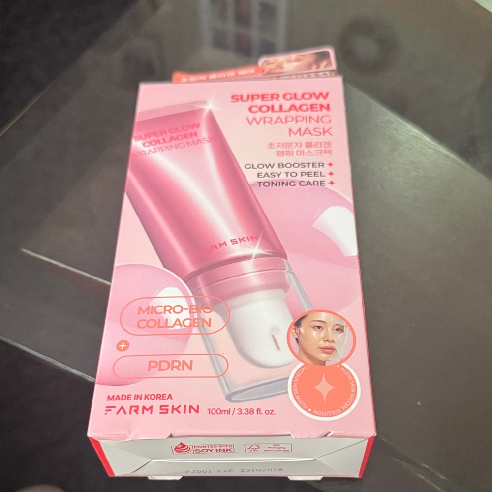 Farm Skin Super Glow Collagen Wrapping Mask - Picture 3 of 8